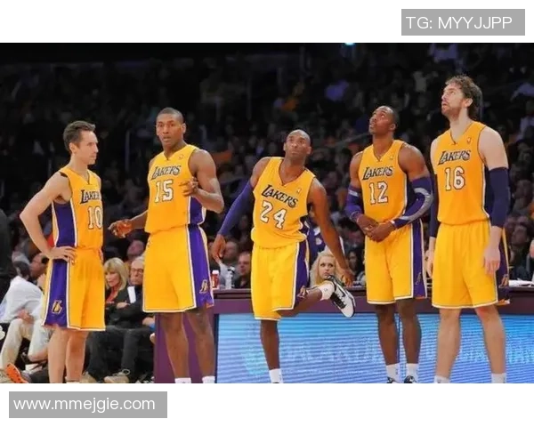 1971年湖人与雄鹿的传奇对决回顾与历史影响分析 1971年湖人与雄鹿的传奇对决回顾与历史影响分析