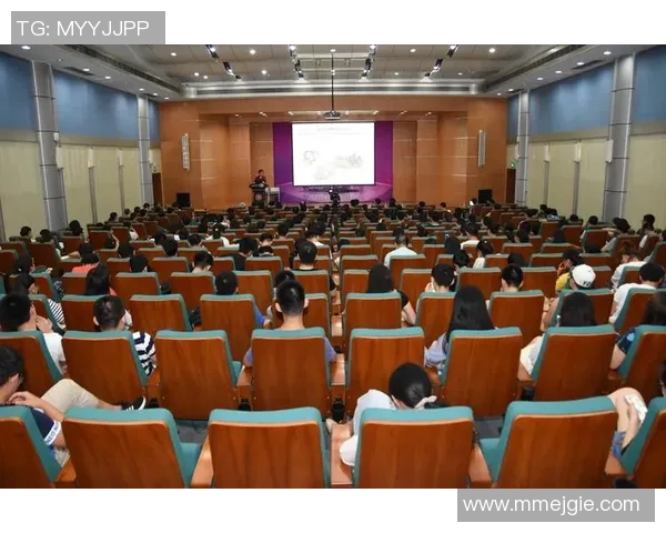 刘铮的奋斗历程与人生哲学探讨：从平凡到卓越的成长之路